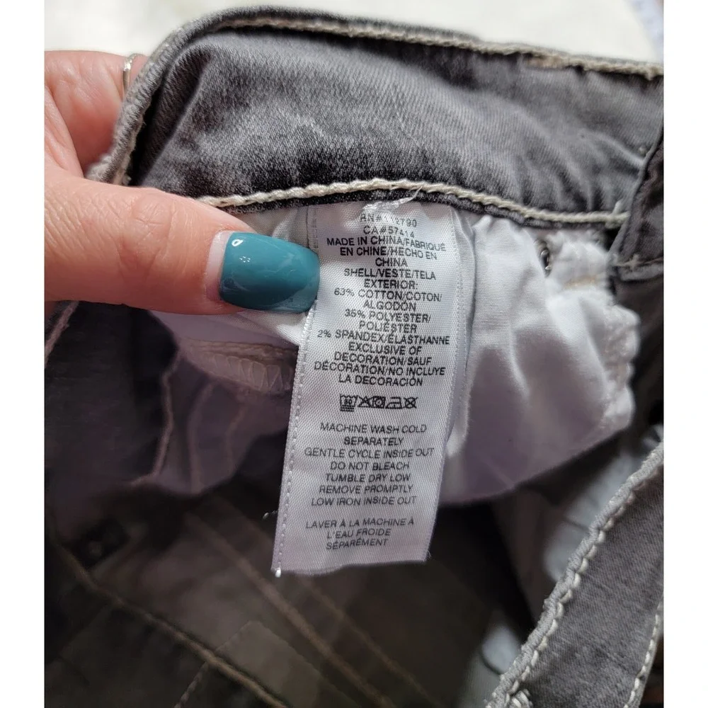 True Religion Ricky Relaxed Straight Gray Denim Men's Size 31 Flap Back Pockets
